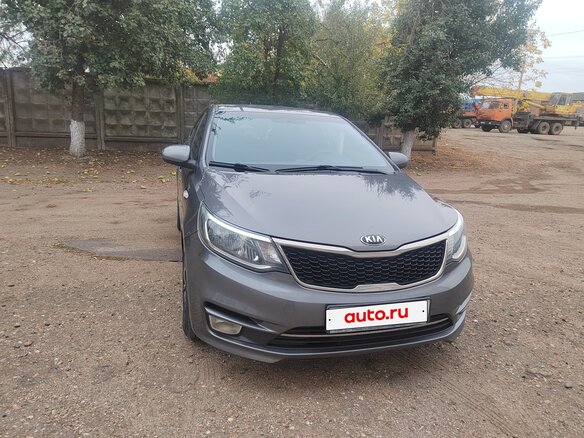 2016 Kia Rio III Рестайлинг, серый, 1200000 рублей - вид 1