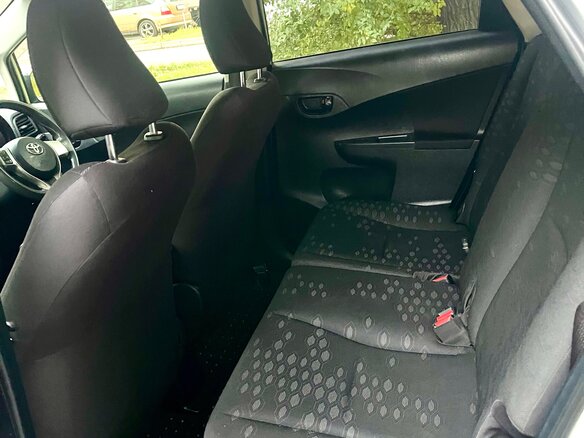 2012 Toyota Ractis II, серый - вид 13