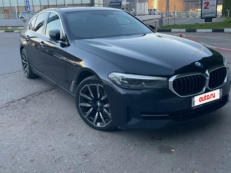 2021 BMW 5 серии 520i VII (G30/G31/G38) Рестайлинг, чёрный, 3850000 рублей, вид 1