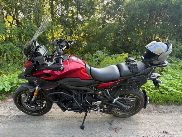 2015 Yamaha MT-09 Tracer (FJ-09), красный, 799999 рублей - вид 1