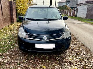 2013 Nissan Tiida I Рестайлинг, чёрный, 450000 рублей, вид 2