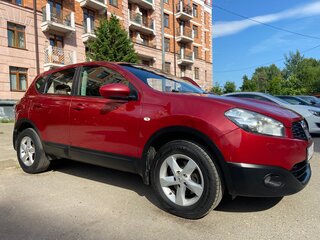 2012 Nissan Qashqai I Рестайлинг, красный, 990000 рублей, вид 2