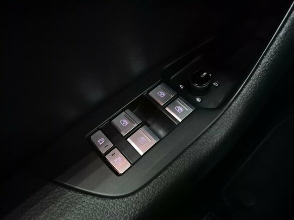 2021 Audi A6 45 TFSI V (C8), чёрный, 2975000 рублей - вид 10