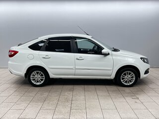 2021 Lada (ВАЗ) Granta I Рестайлинг, белый, 709000 рублей, вид 5
