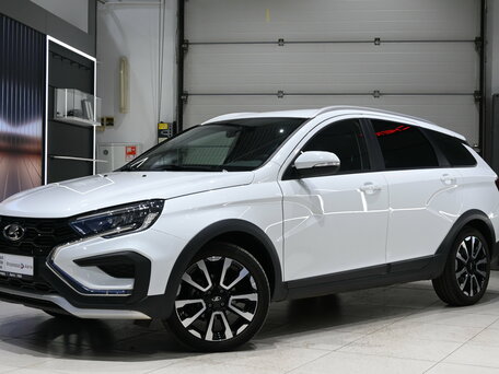 2025 Lada (ВАЗ) Vesta SW Cross I Рестайлинг (NG), белый, 1525000 рублей, вид 3