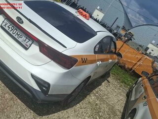 2021 Kia Cerato IV Рестайлинг, белый, 1450000 рублей, вид 4
