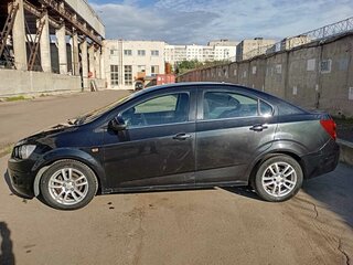 2014 Chevrolet Aveo II, чёрный, 650000 рублей, вид 4