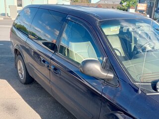 2003 Chrysler Town & Country IV, синий, 800000 рублей, вид 2