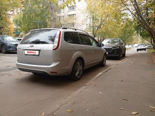 2009 Ford Focus II Рестайлинг, серебристый, 355000 рублей, вид 3