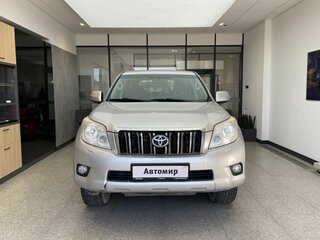 2011 Toyota Land Cruiser Prado 150 Series, серебристый, 2390000 рублей, вид 2