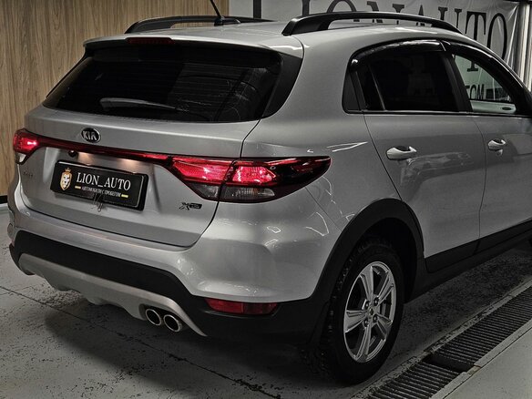2018 Kia Rio X-Line IV, серебристый, 1440000 рублей - вид 8