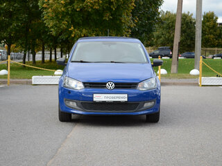 2010 Volkswagen Polo V, синий, 425000 рублей, вид 2
