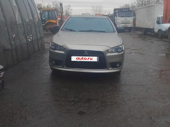 2008 Mitsubishi Lancer X, бежевый