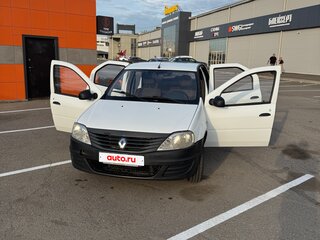 2012 Renault Logan I Рестайлинг, белый, 350000 рублей, вид 2
