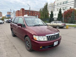 2000 Nissan Bassara, красный, 395000 рублей, вид 2