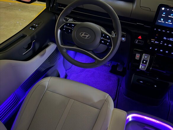 2025 Hyundai Staria I, чёрный, 7900000 рублей - вид 13