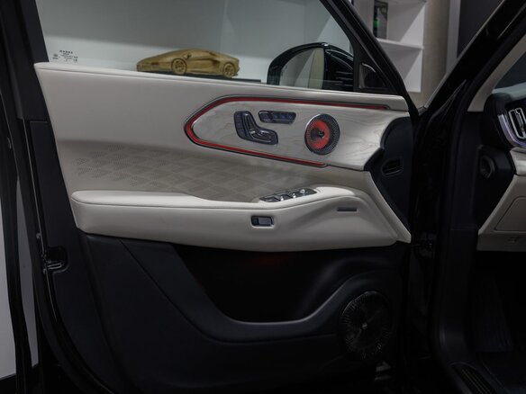 2026 Zeekr 8X 70 kWh, чёрный, 12148000 рублей - вид 12