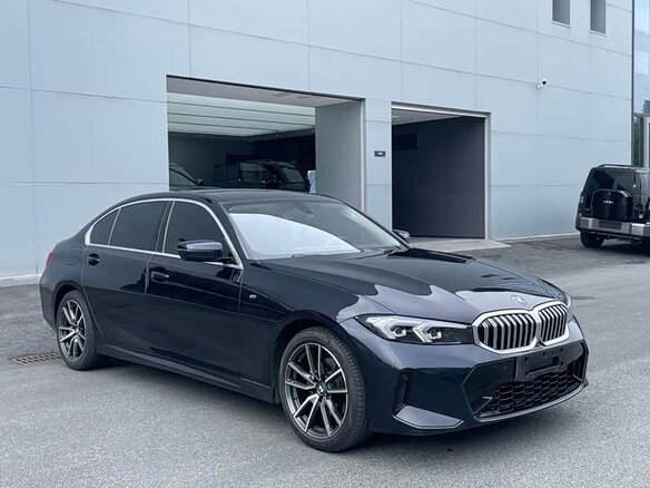 2023 BMW 3 серии Long 320Li VII (G2x) Рестайлинг, чёрный, 2880000 рублей - вид 2