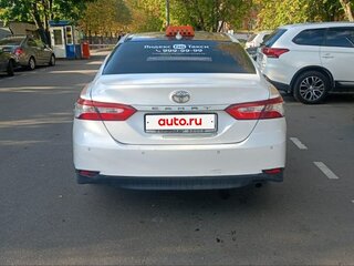 2021 Toyota Camry VIII (XV70) Рестайлинг, белый, 1850000 рублей, вид 2