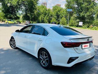 2019 Kia K3 II, белый, 1730000 рублей, вид 2