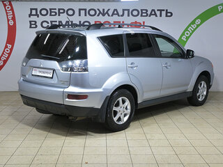 2011 Mitsubishi Outlander II Рестайлинг, серебристый, 1015000 рублей, вид 4