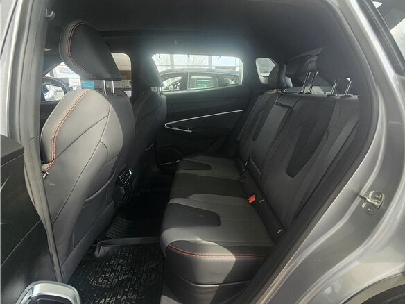 2026 Geely Cityray, серебристый, 3204990 рублей - вид 8