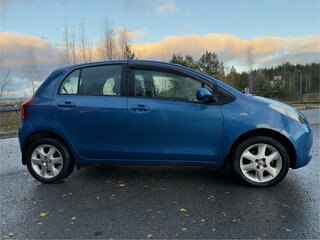 2007 Toyota Yaris Multimode II, синий, 570000 рублей, вид 2