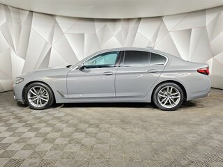 2022 BMW 5 серии 520i VII (G30/G31/G38) Рестайлинг, серый, 3923000 рублей, вид 5