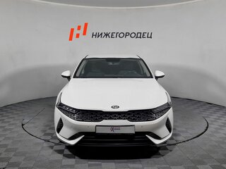 2020 Kia K5 III, белый, 2099000 рублей, вид 2