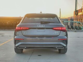 2023 Audi A3 Sportback 35 TFSI IV (8Y), серый, 2350000 рублей, вид 4