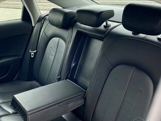 2018 Audi A6 IV (C7) Рестайлинг, белый, 2190000 рублей, вид 4