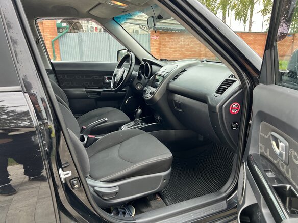 2013 Kia Soul I Рестайлинг, чёрный - вид 11
