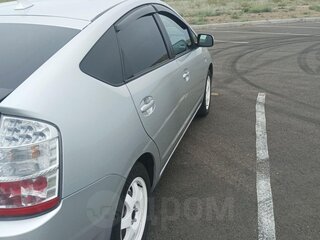 2007 Toyota Prius II Рестайлинг (XW20), серебристый, 750000 рублей, вид 3