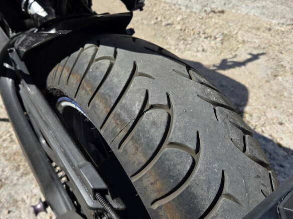 2019 Yamaha MT-09 (FZ-09), фиолетовый, 895000 рублей - вид 3