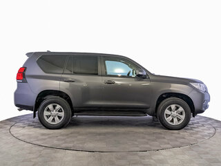 2021 Toyota Land Cruiser Prado 150 Series Рестайлинг 3, серый, 6370000 рублей, вид 4