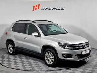 2012 Volkswagen Tiguan I Рестайлинг, бежевый, 989000 рублей, вид 3