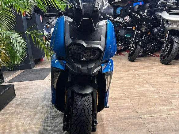 2019 BMW C 400 X, синий - вид 4
