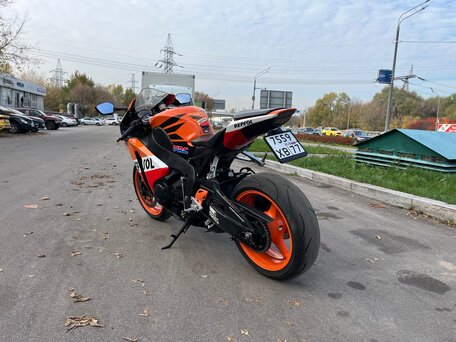 2009 Honda CBR 1000 RR/RA Fireblade, оранжевый, 650000 рублей, вид 5