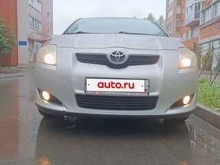 2009 Toyota Auris I, серебристый, 670000 рублей, вид 1