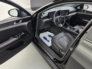 2024 Kia K5 LPi III Рестайлинг, чёрный, 2755000 рублей, вид 5