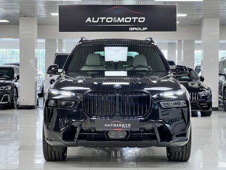 2025 BMW X7 40i I (G07) Рестайлинг, чёрный, 15499000 рублей, вид 2