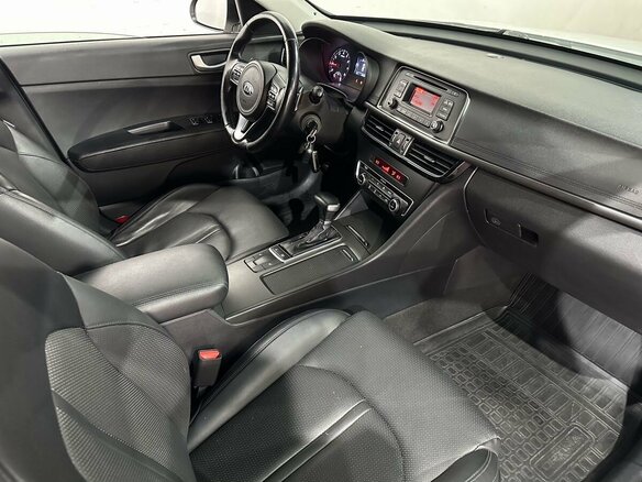 2017 Kia Optima IV, белый, 1430000 рублей - вид 10