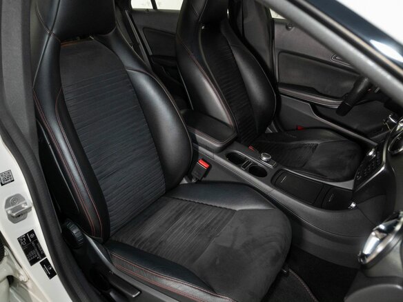 2014 Mercedes-Benz CLA 200 I (C117, X117), белый, 1630000 рублей - вид 14