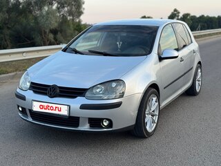 2004 Volkswagen Golf V, серебристый, 570000 рублей, вид 1