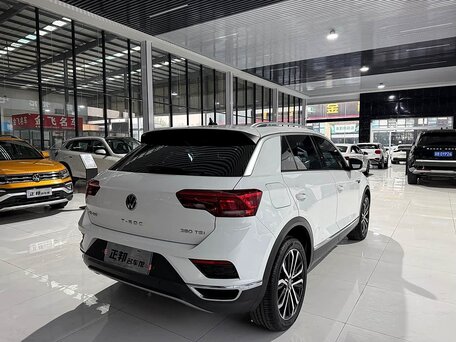 2022 Volkswagen T-Roc I (China Market), белый, 2069000 рублей, вид 3