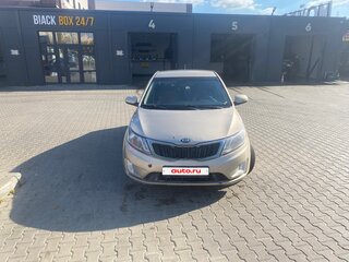 2014 Kia Rio 6-speed III, бежевый, 758000 рублей, вид 4