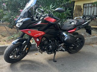 2020 Yamaha MT-09 Tracer (FJ-09), красный, 1000050 рублей, вид 2