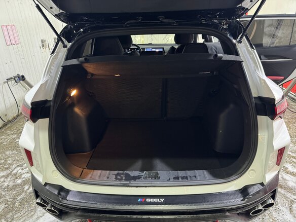 2024 Geely Coolray (Binyue Cool) I Рестайлинг, белый, 2170000 рублей - вид 20