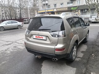 2008 Mitsubishi Outlander II, бежевый, 930000 рублей, вид 4