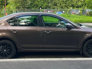 2018 Skoda Octavia III (A7) Рестайлинг, коричневый, 1799999 рублей, вид 3